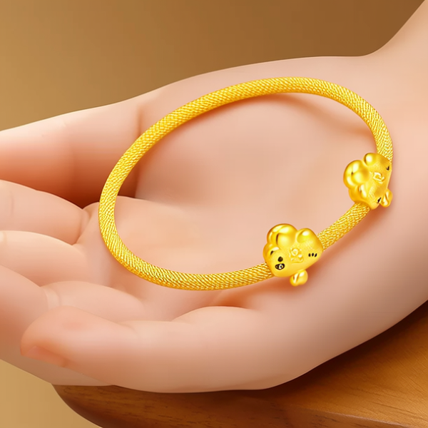 儿童金手镯图片